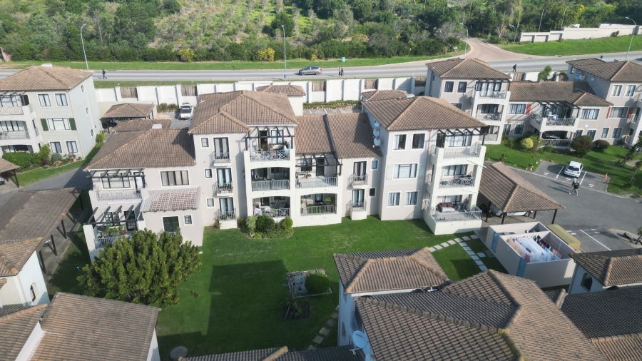 2 Bedroom Property for Sale in Bowtie Western Cape